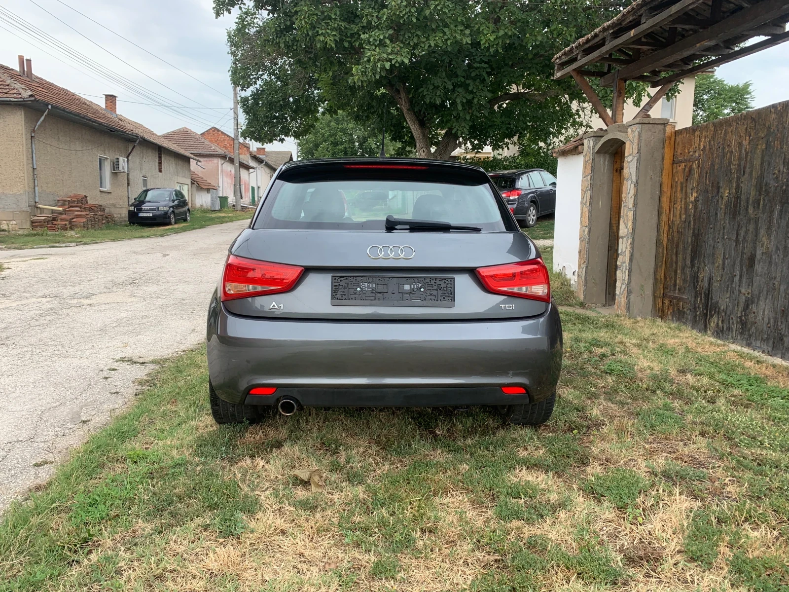 Audi A1 1.6TDI - изображение 6