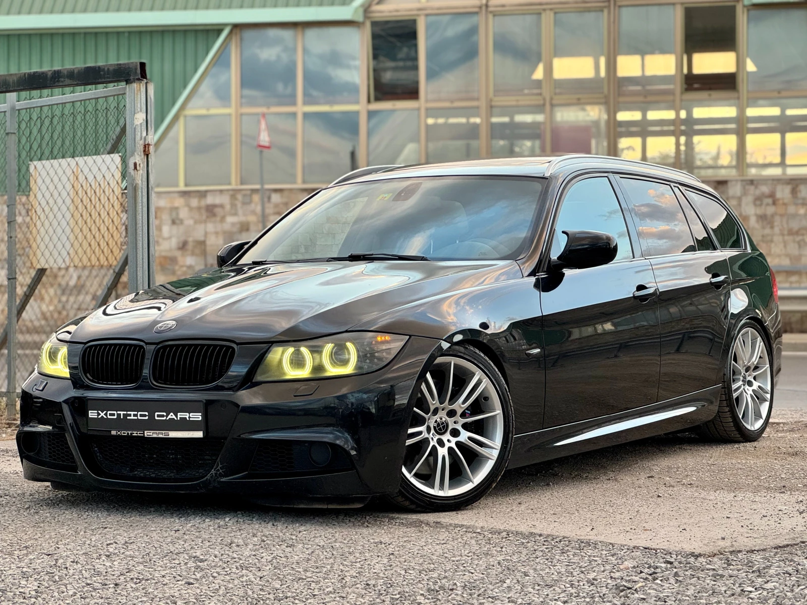 BMW 335 d LCI ! 371 к.с. ! M Pack ! SWISS ! - изображение 3