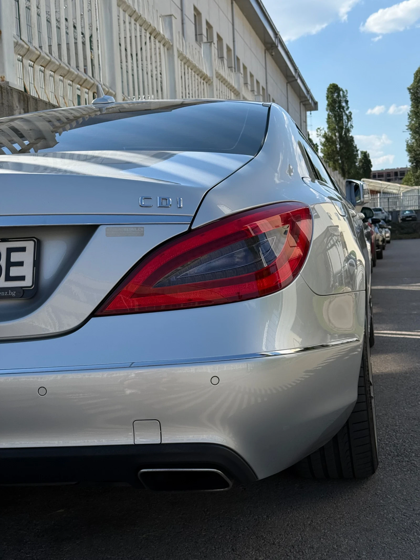 Mercedes-Benz CLS 350 На задно - изображение 9