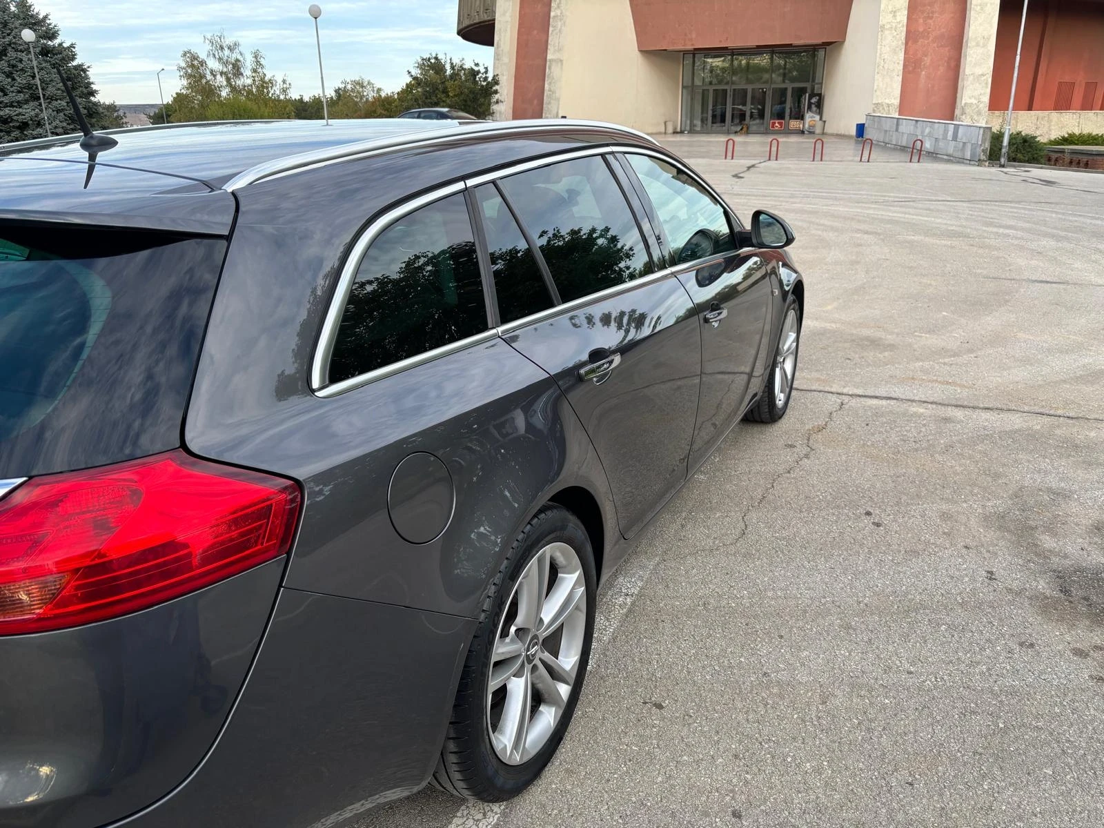 Opel Insignia  - изображение 2