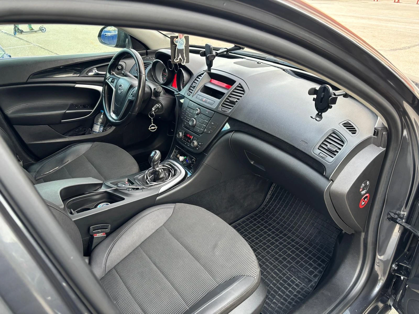 Opel Insignia  - изображение 7