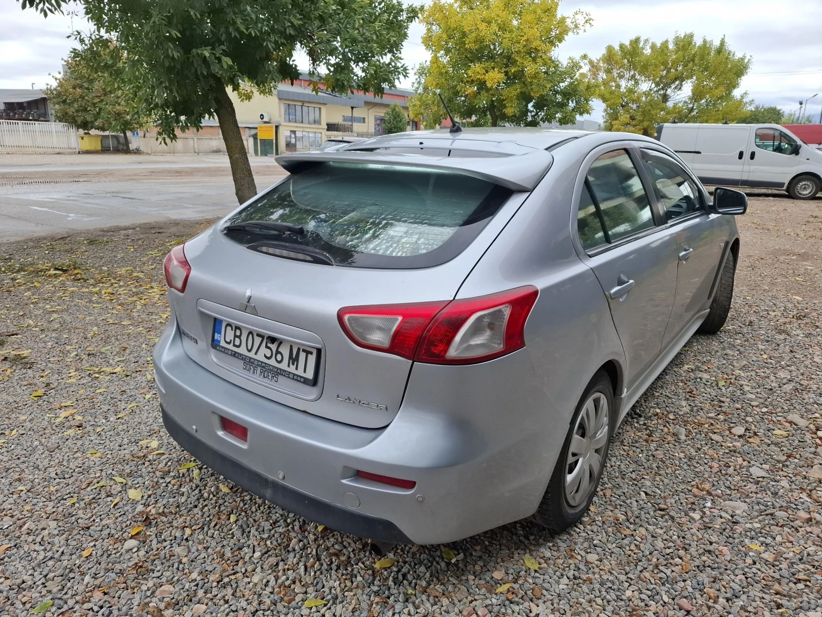 Mitsubishi Lancer Sportbak - изображение 3