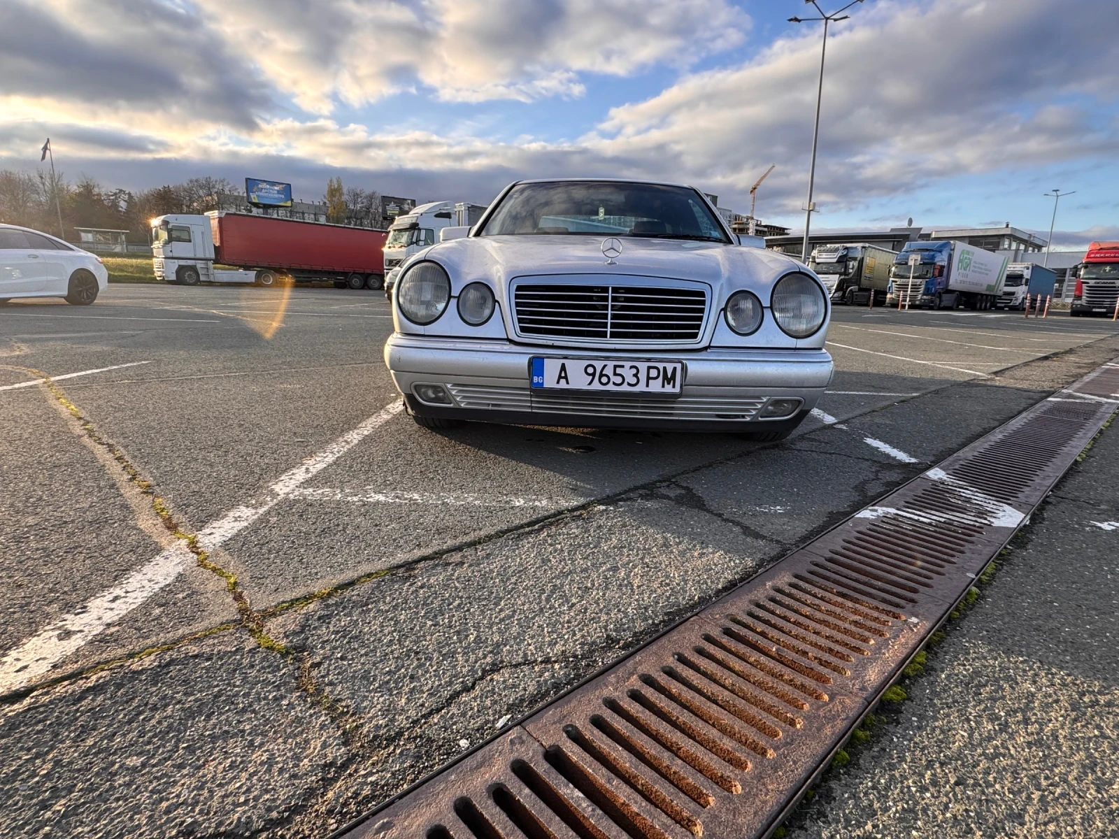 Mercedes-Benz E 250  - изображение 2