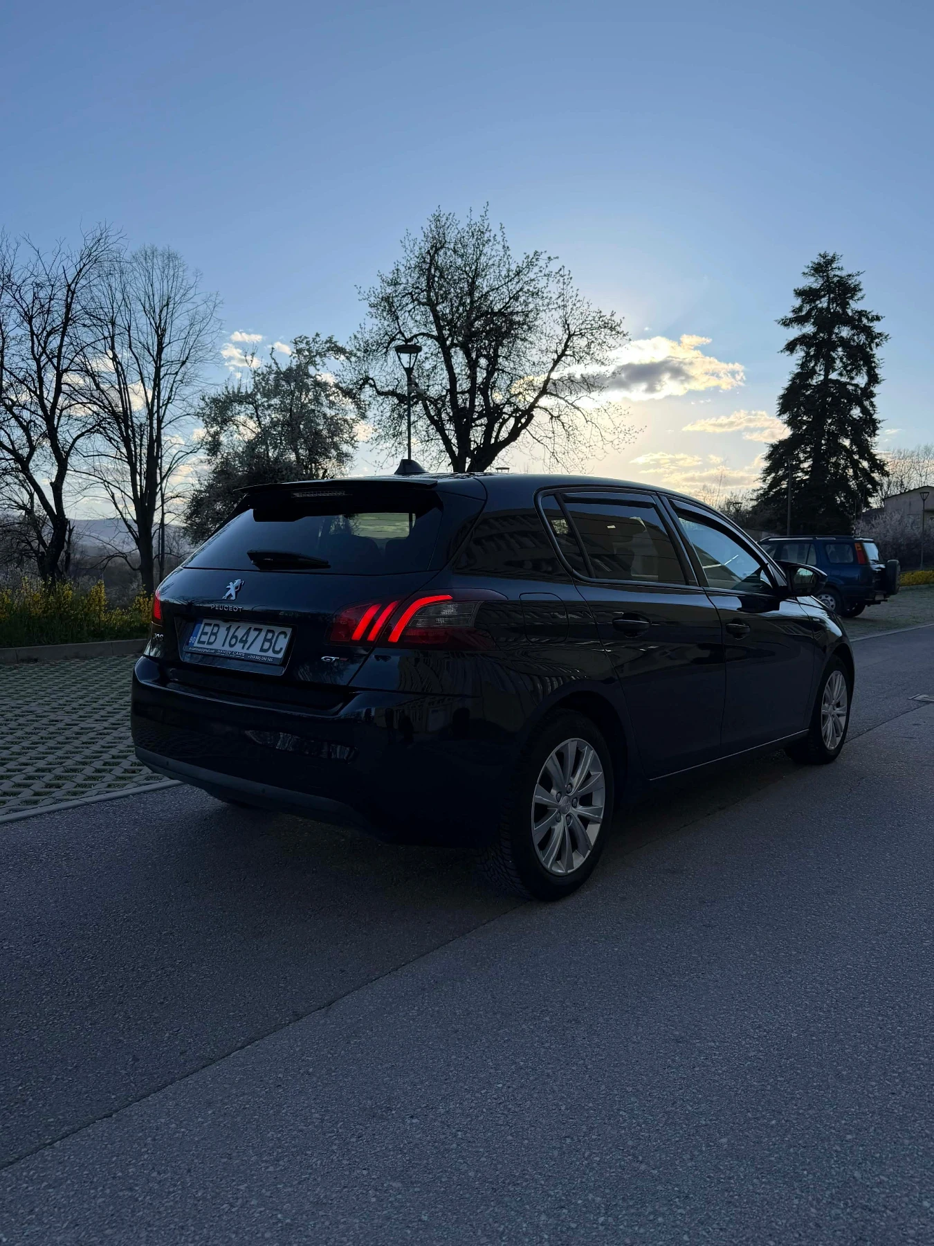 Peugeot 308 1.6 HDI 100к.с. STYLE 2018, снимка 4 - Автомобили и джипове - 53822245