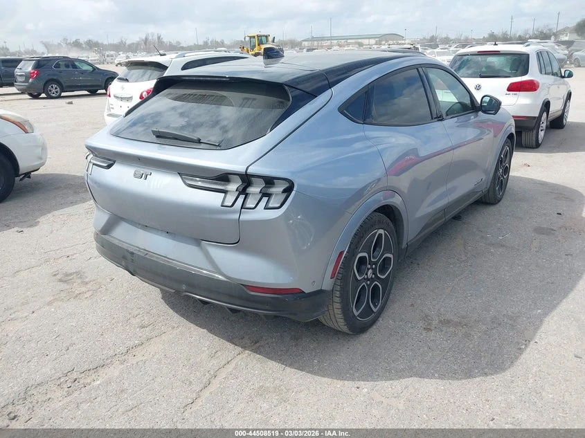 Ford Mustang Mach-E Gt, снимка 4 - Автомобили и джипове - 53848635