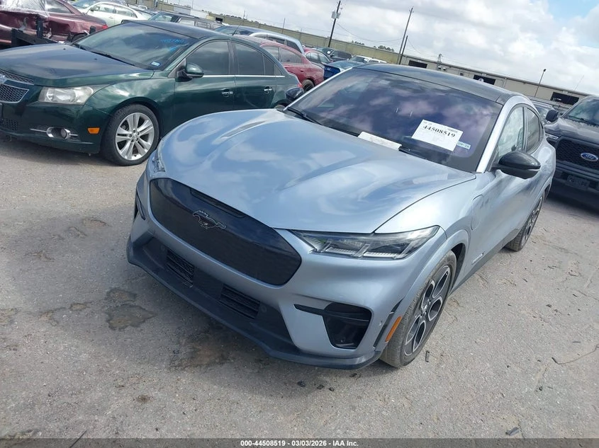 Ford Mustang Mach-E Gt, снимка 2 - Автомобили и джипове - 53848635