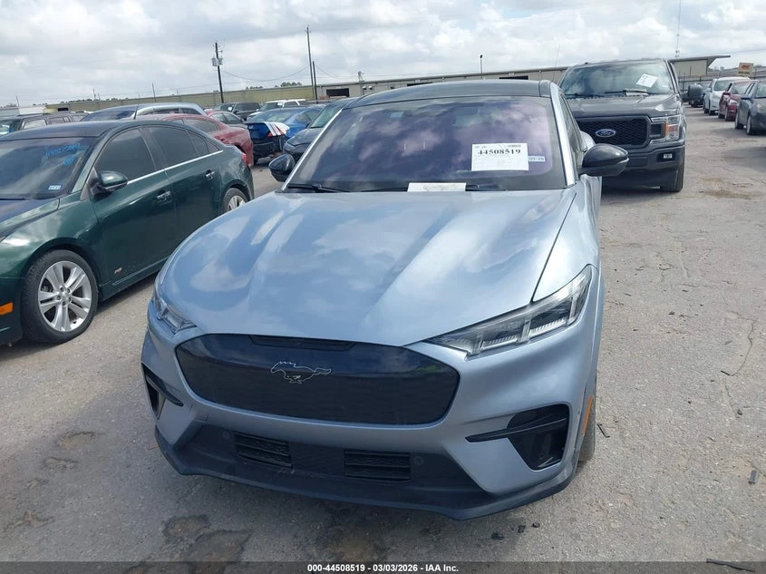 Ford Mustang Mach-E Gt, снимка 6 - Автомобили и джипове - 53848635