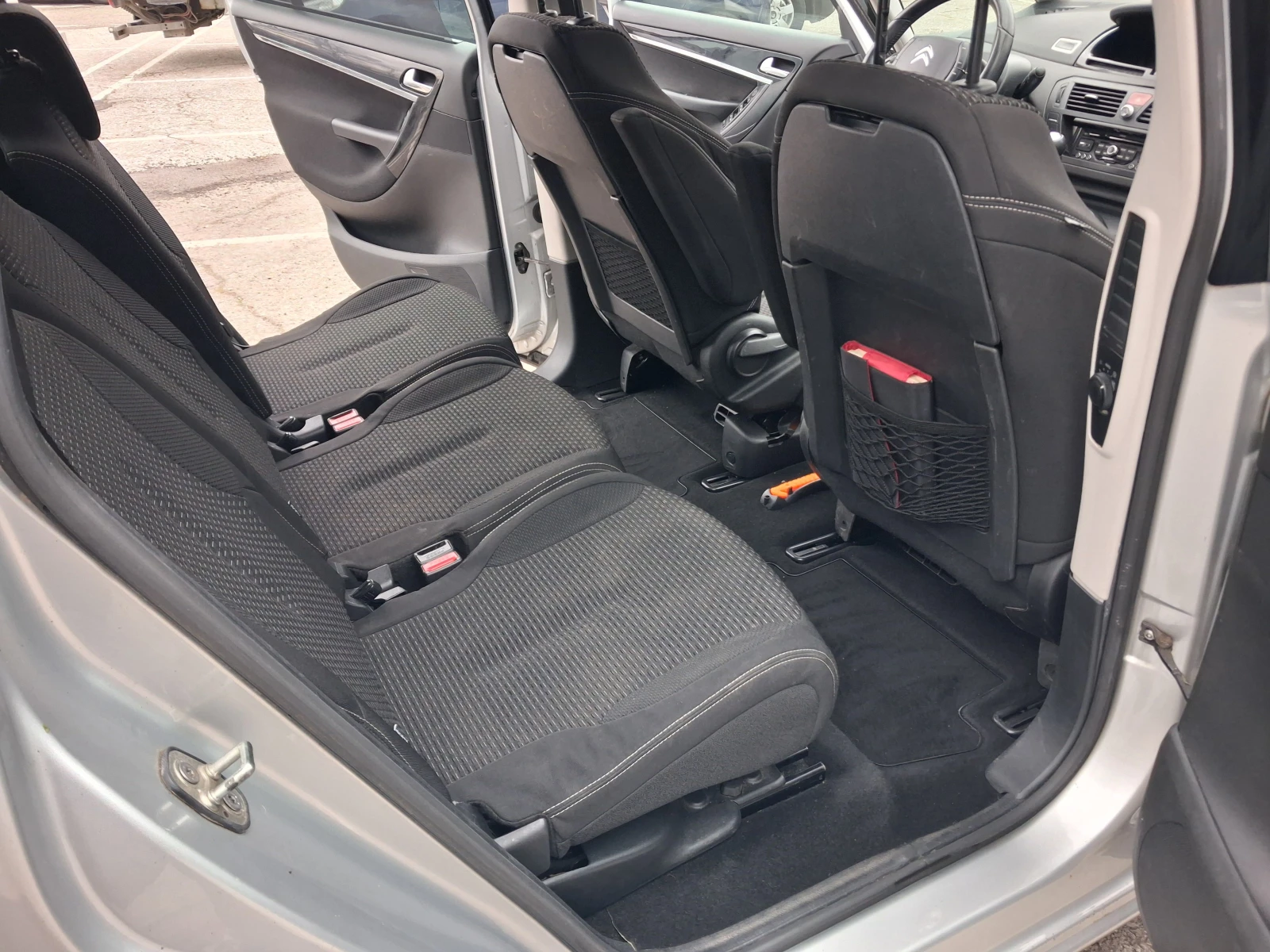 Citroen Grand C4 Picasso 1.6i* ГАЗ.ИНЖ.* ХОЛАНДИЯ, снимка 11 - Автомобили и джипове - 53918137