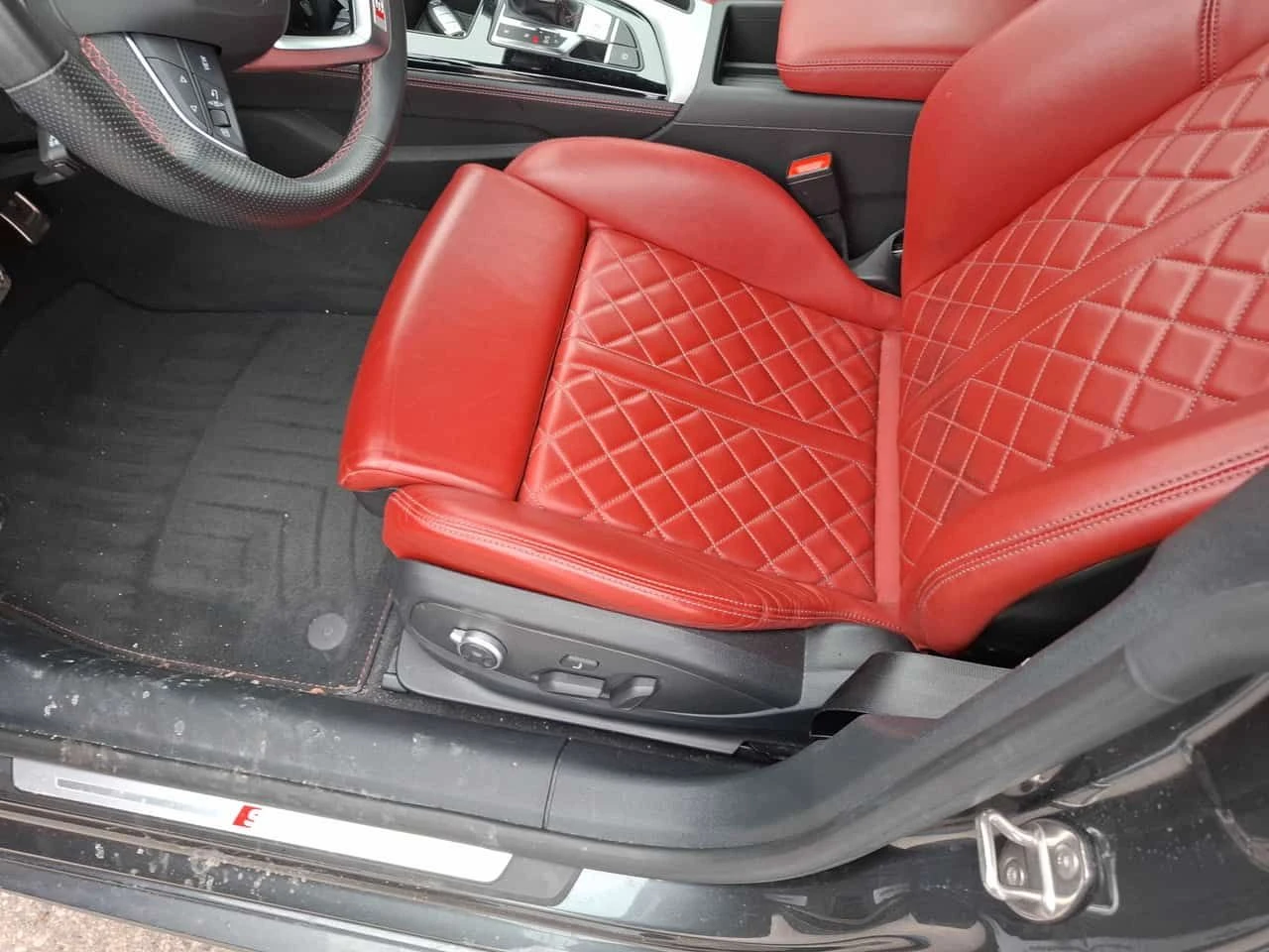 Audi S5 * Technik * CARFAX * ДИСТРОНИК * 360 * ПОДГРЕВ, снимка 5 - Автомобили и джипове - 53953300