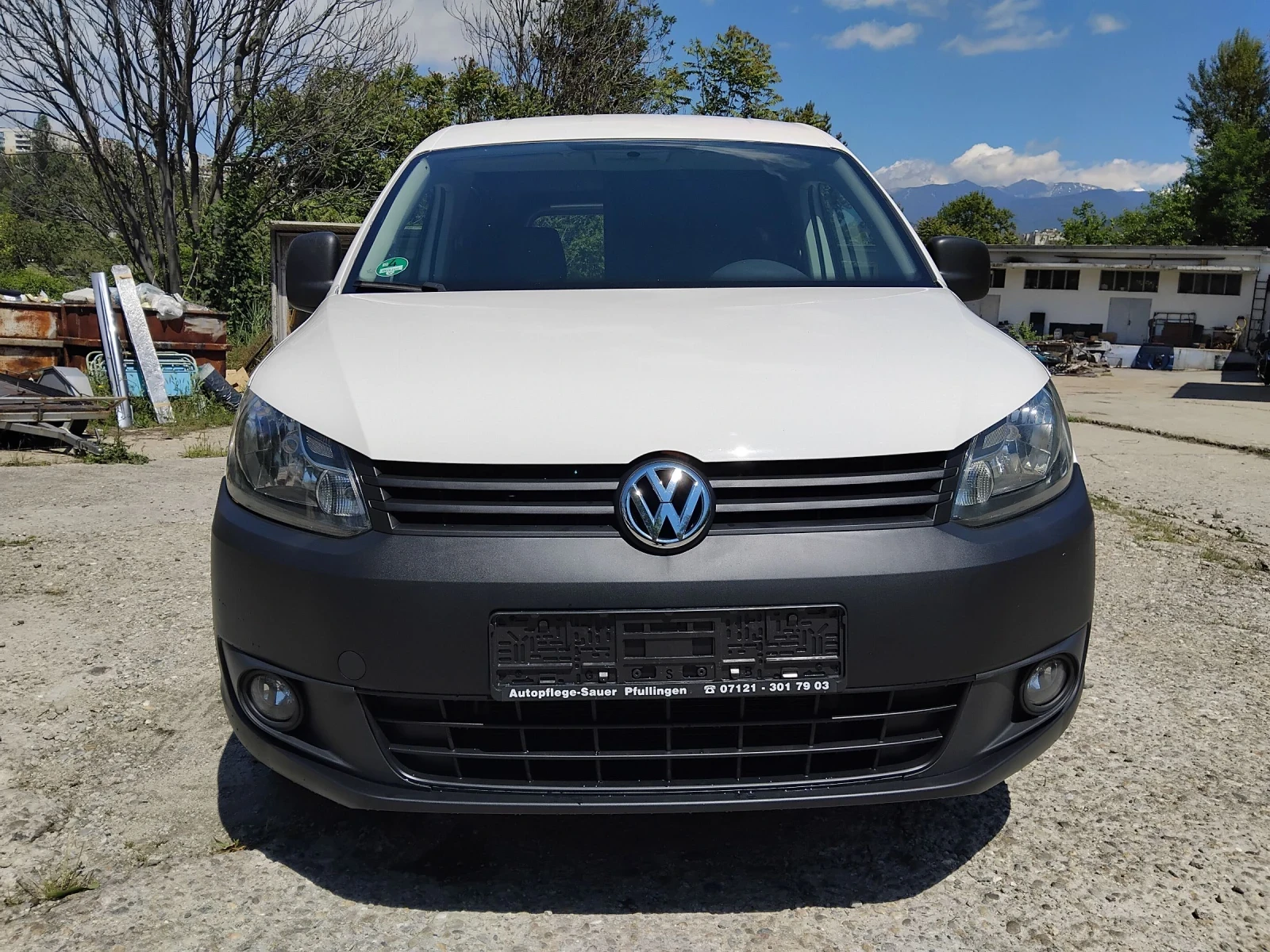 VW Caddy 1.6 tdi, снимка 7 - Автомобили и джипове - 54111853