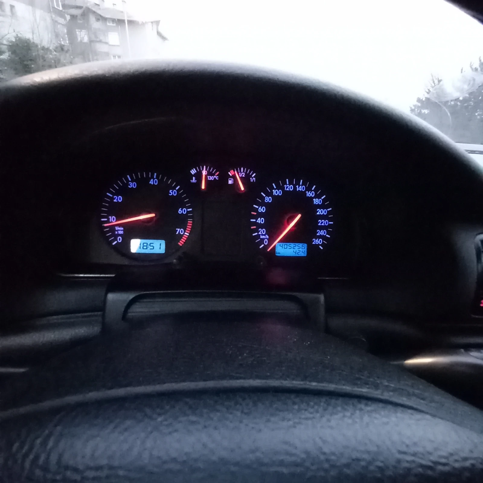 VW Passat B5 gaz, benzin 1.8, снимка 14 - Автомобили и джипове - 54258803