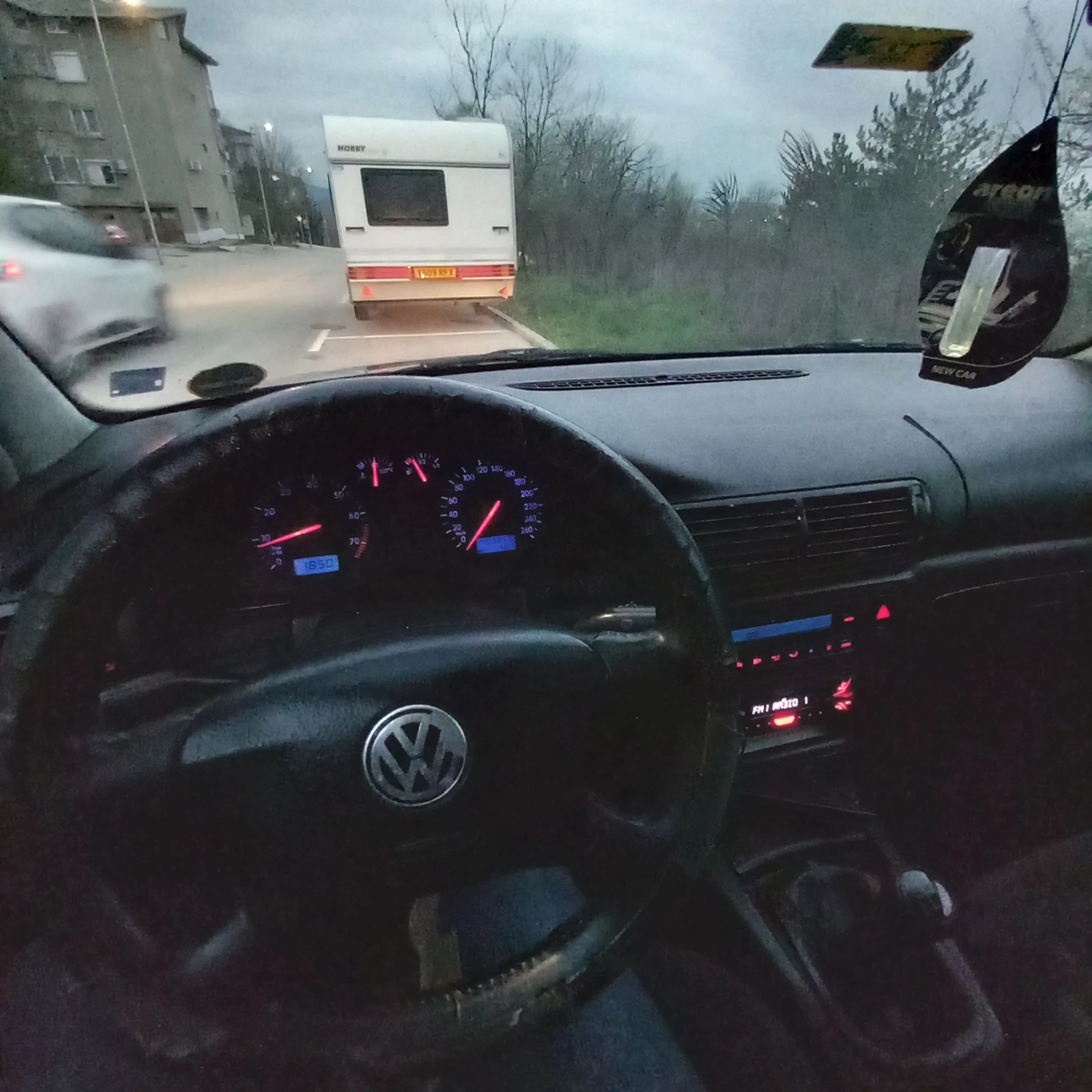 VW Passat B5 gaz, benzin 1.8, снимка 13 - Автомобили и джипове - 54258803