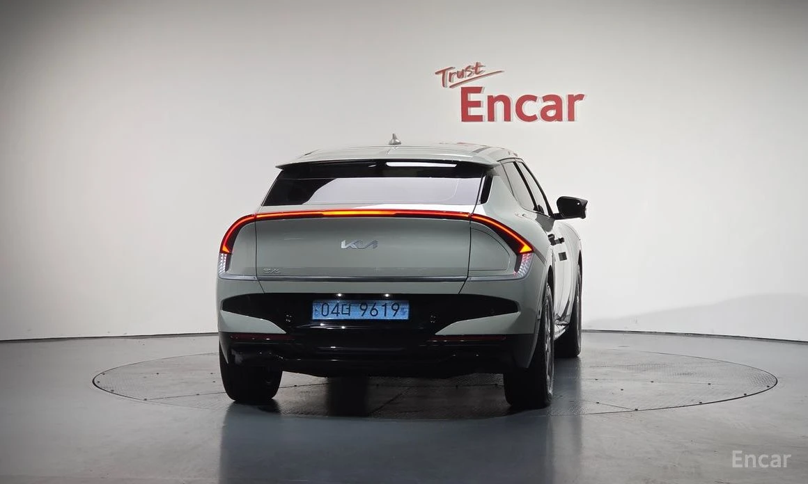 Kia EV6 AIR* LONG RANGE* 4WD* ����* �������* ���������* 36 | Mobile.bg � ����������� 3