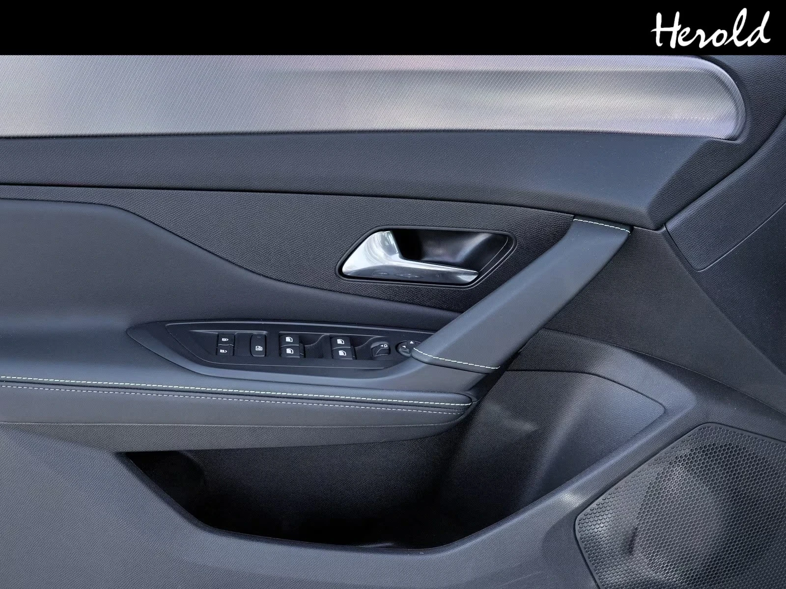 Peugeot 308 E-GT 1st Edition DISTR Matrix 360* Winter Package  | Mobile.bg � ����������� 13