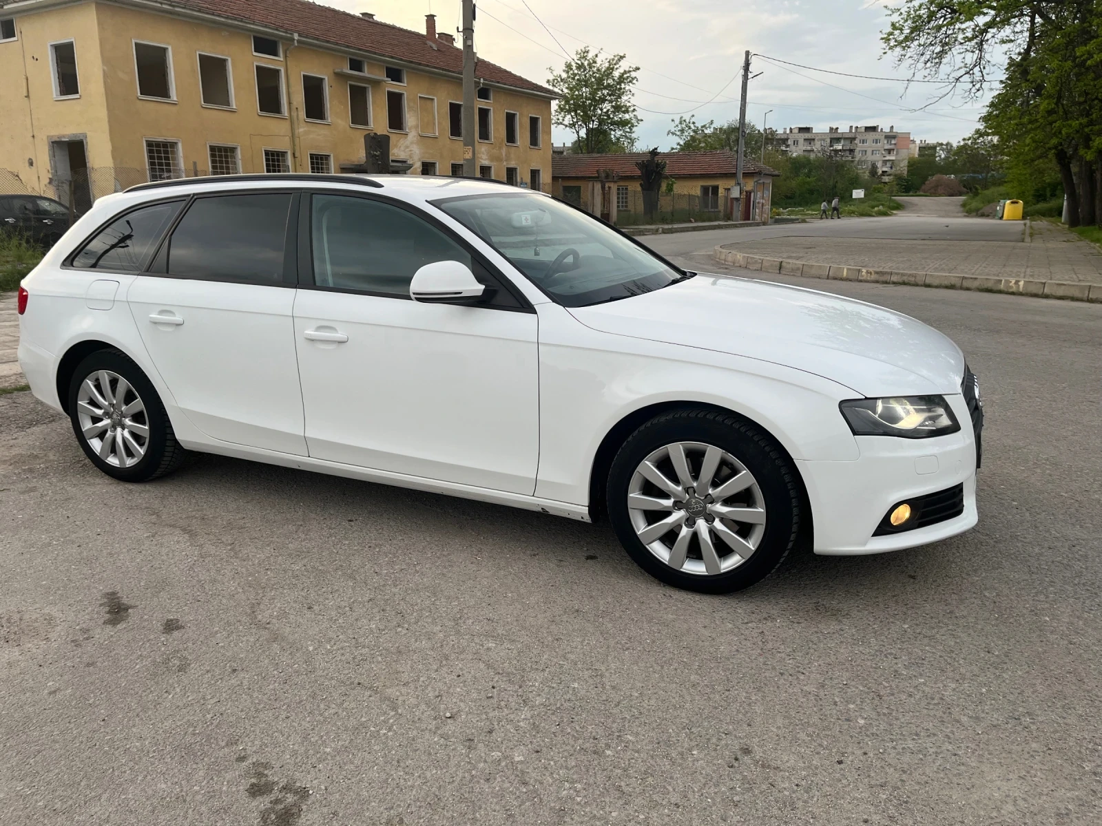 Audi A4, снимка 4 - Автомобили и джипове - 54457715