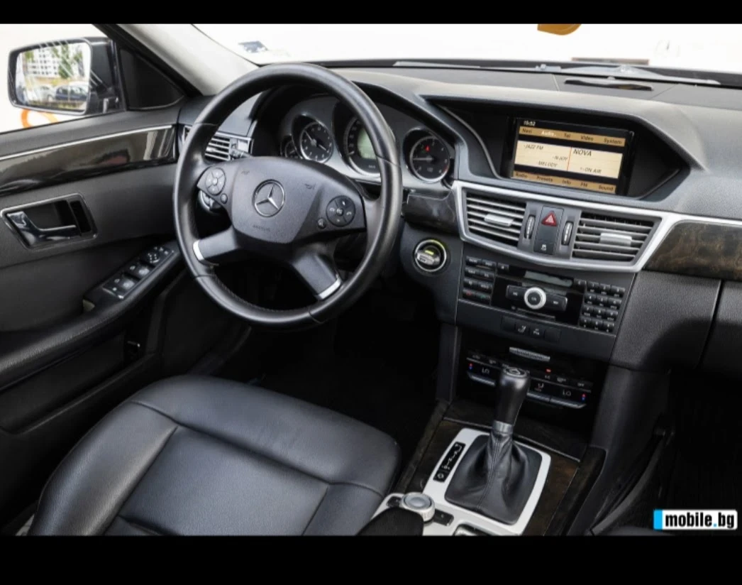 Mercedes-Benz E 220, снимка 13 - Автомобили и джипове - 55129749