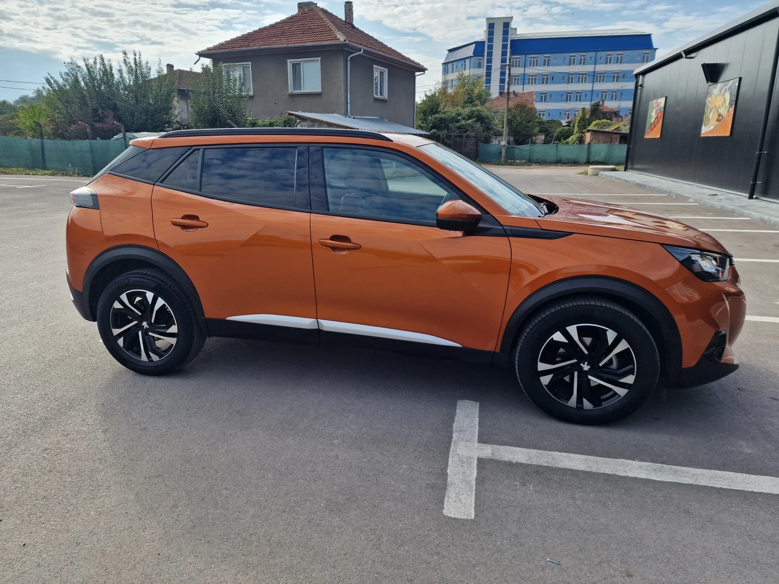 Peugeot 2008 allure, снимка 5 - Автомобили и джипове - 55645769