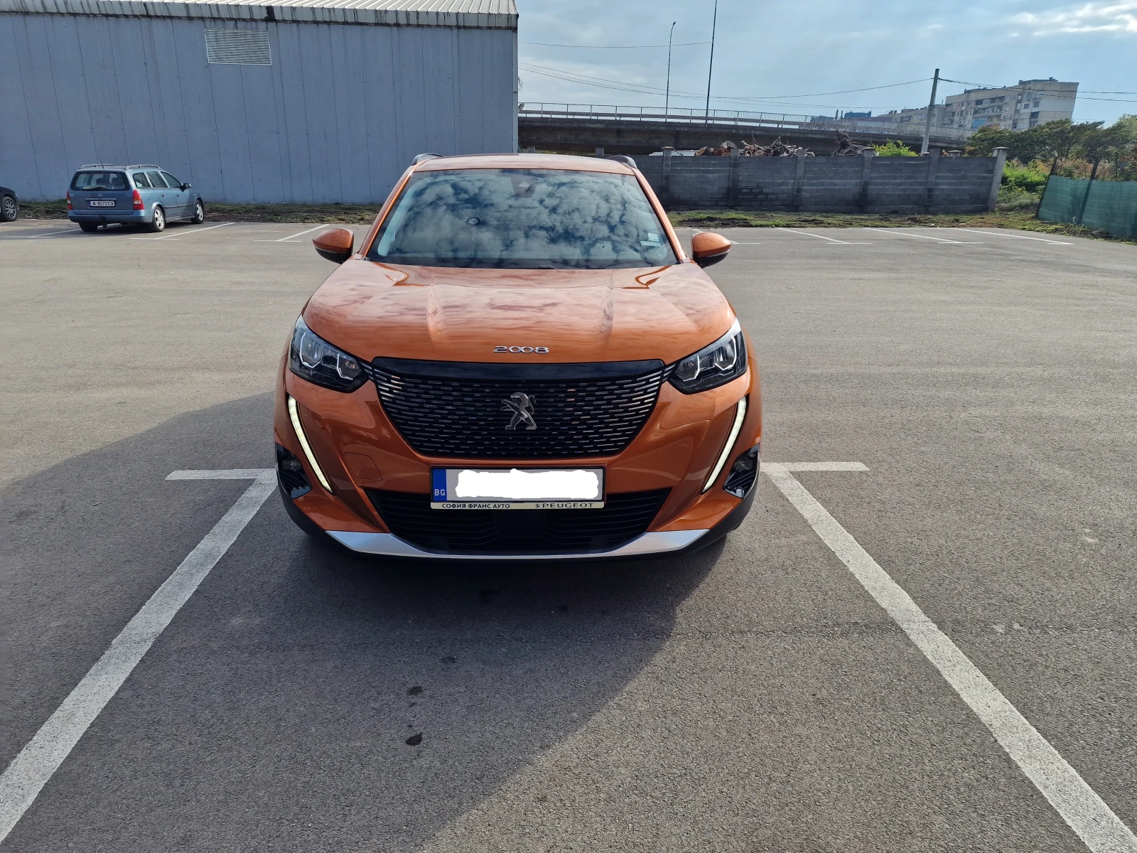 Peugeot 2008 allure, снимка 6 - Автомобили и джипове - 55645769