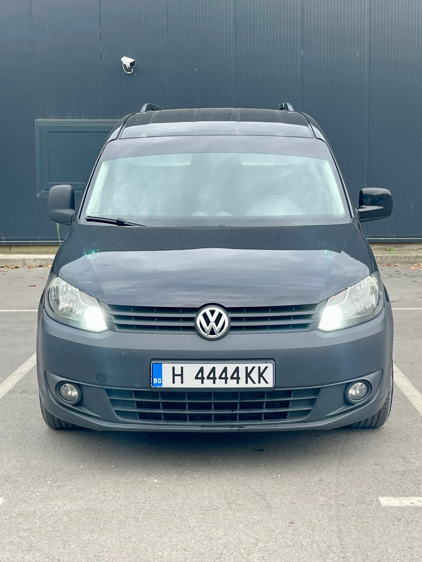 VW Caddy 1.6TDI-MAXI-Пътническо, снимка 7 - Автомобили и джипове - 56650707