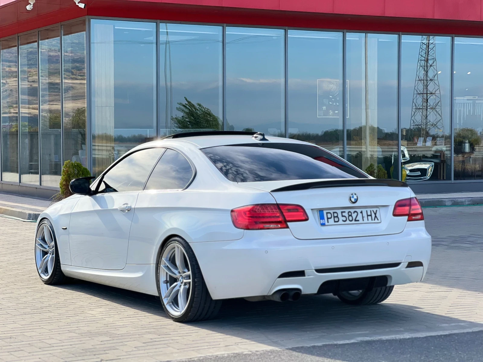 BMW 330 E92, снимка 2 - Автомобили и джипове - 56568732