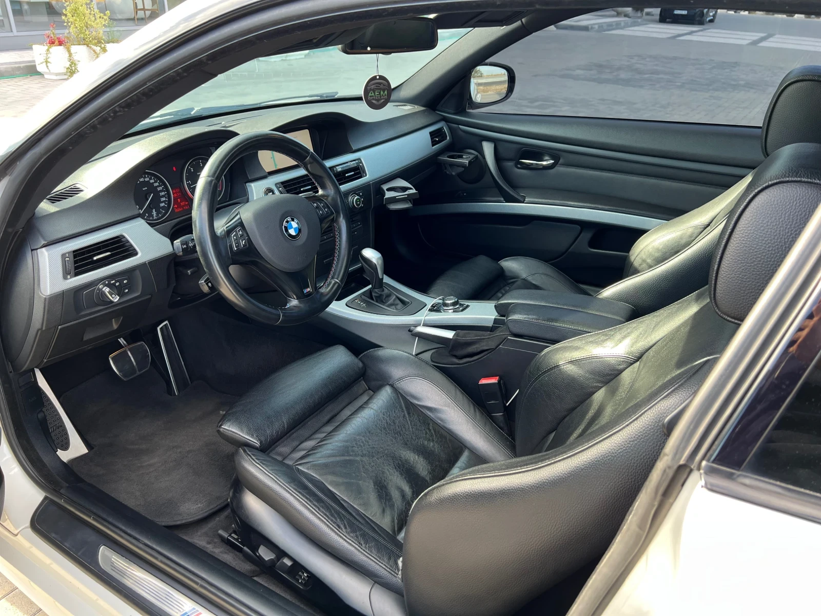 BMW 330 E92, снимка 5 - Автомобили и джипове - 56568732