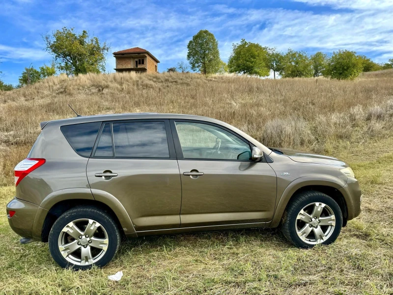 Toyota Rav4 2.0 150кс, снимка 5 - Автомобили и джипове - 47882988