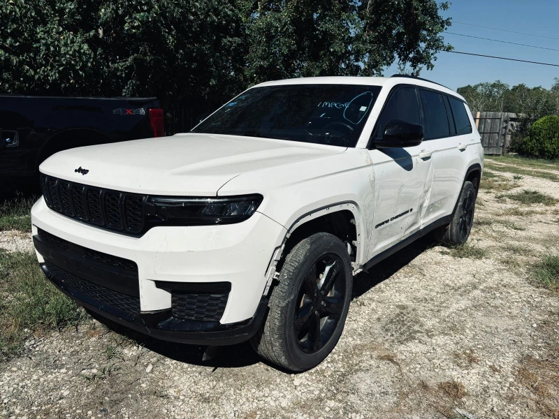 Jeep Grand cherokee  L Altitude, снимка 1 - Автомобили и джипове - 48070940