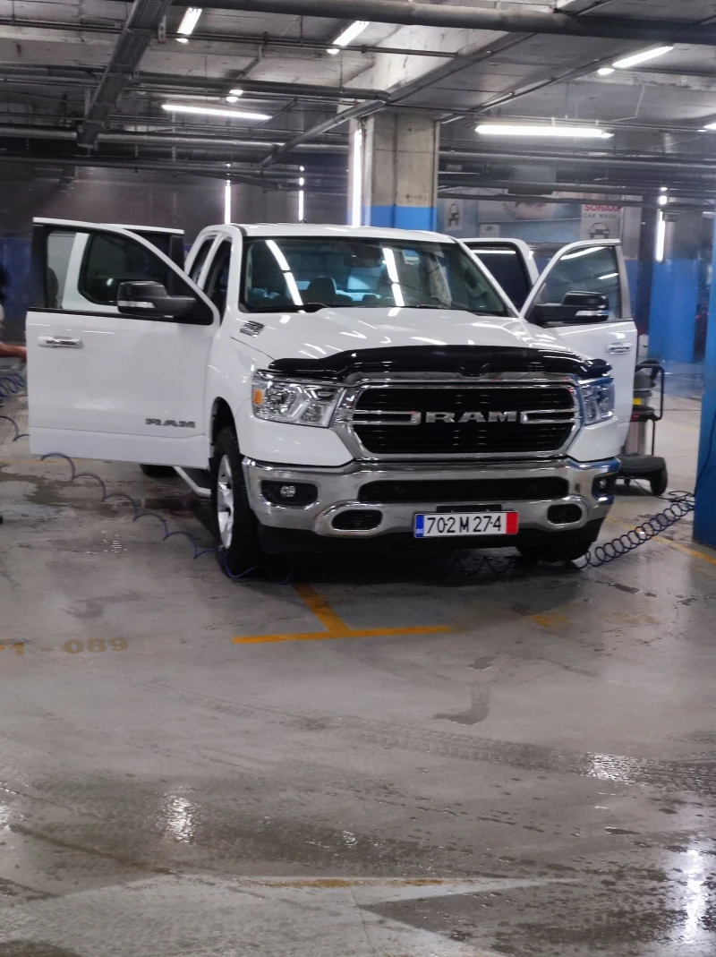 Dodge RAM 1500 5.7 HEMI, снимка 2 - Автомобили и джипове - 49512308