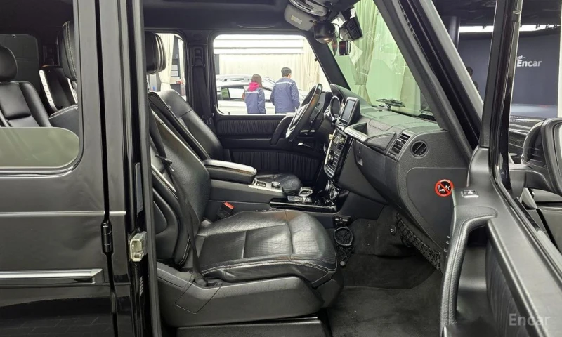 Mercedes-Benz G 63 AMG, снимка 11 - Автомобили и джипове - 53001368