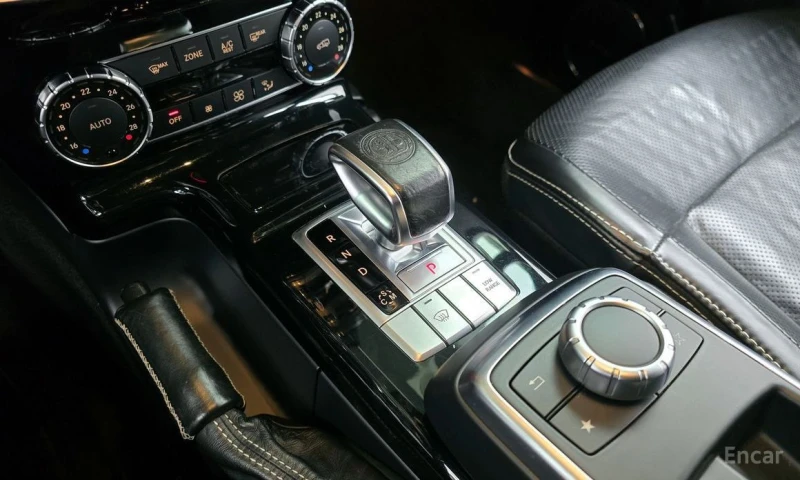 Mercedes-Benz G 63 AMG, снимка 9 - Автомобили и джипове - 53001368