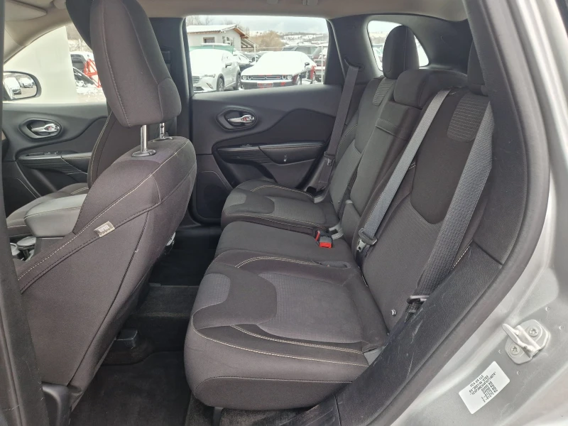 Jeep Cherokee 2.2D 185kc Longitude, снимка 9 - Автомобили и джипове - 53052649