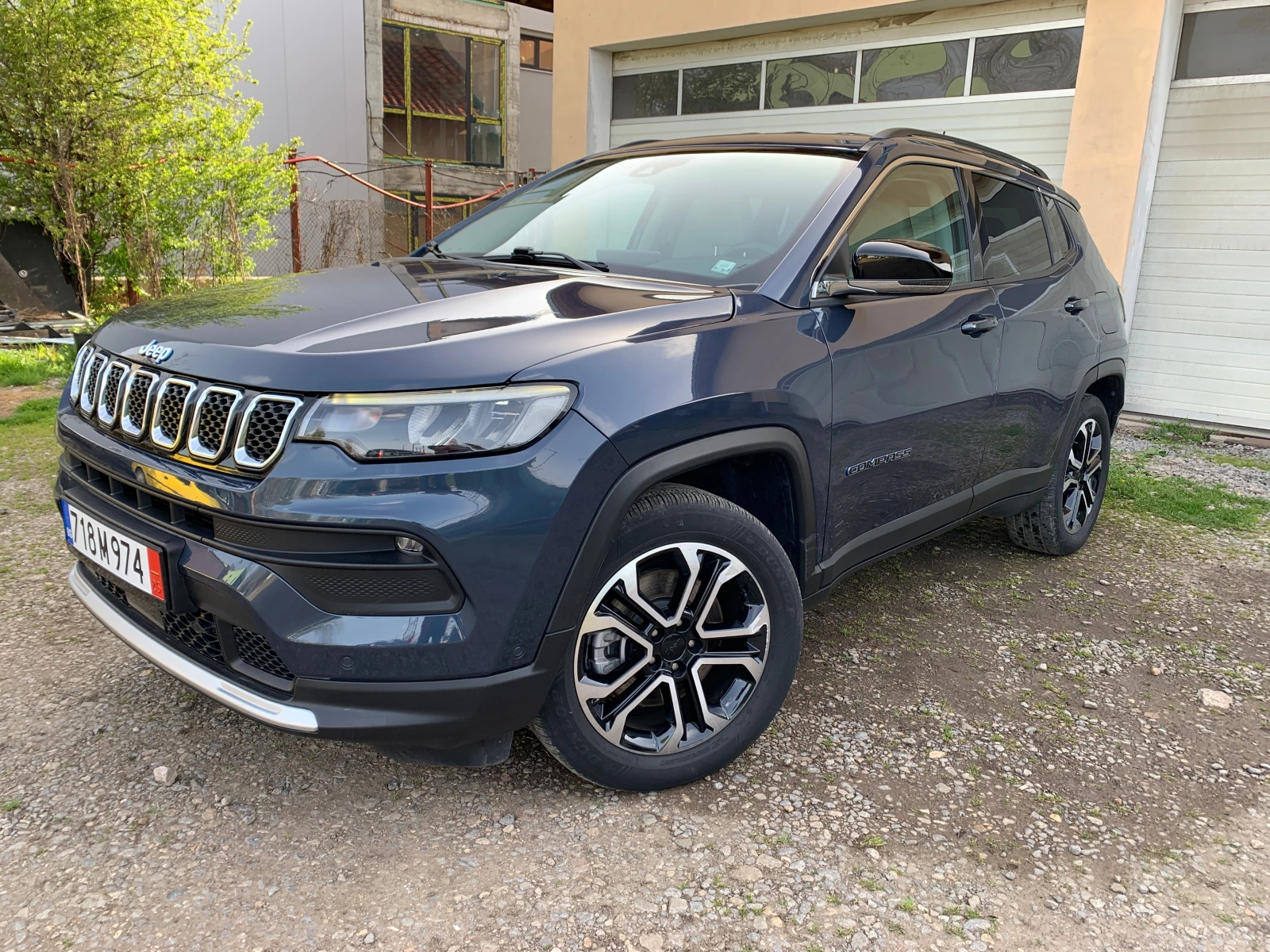 Jeep Compass 1.3T4 PHEV-4xe Limited - изображение 2