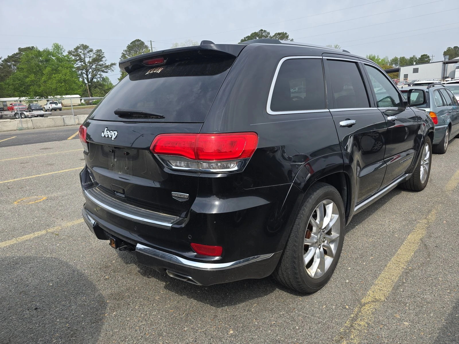 Jeep Grand cherokee SUMMIT 5.7 Обдух* 8ZF* Въздух* Дистроник* Пано*  - изображение 4