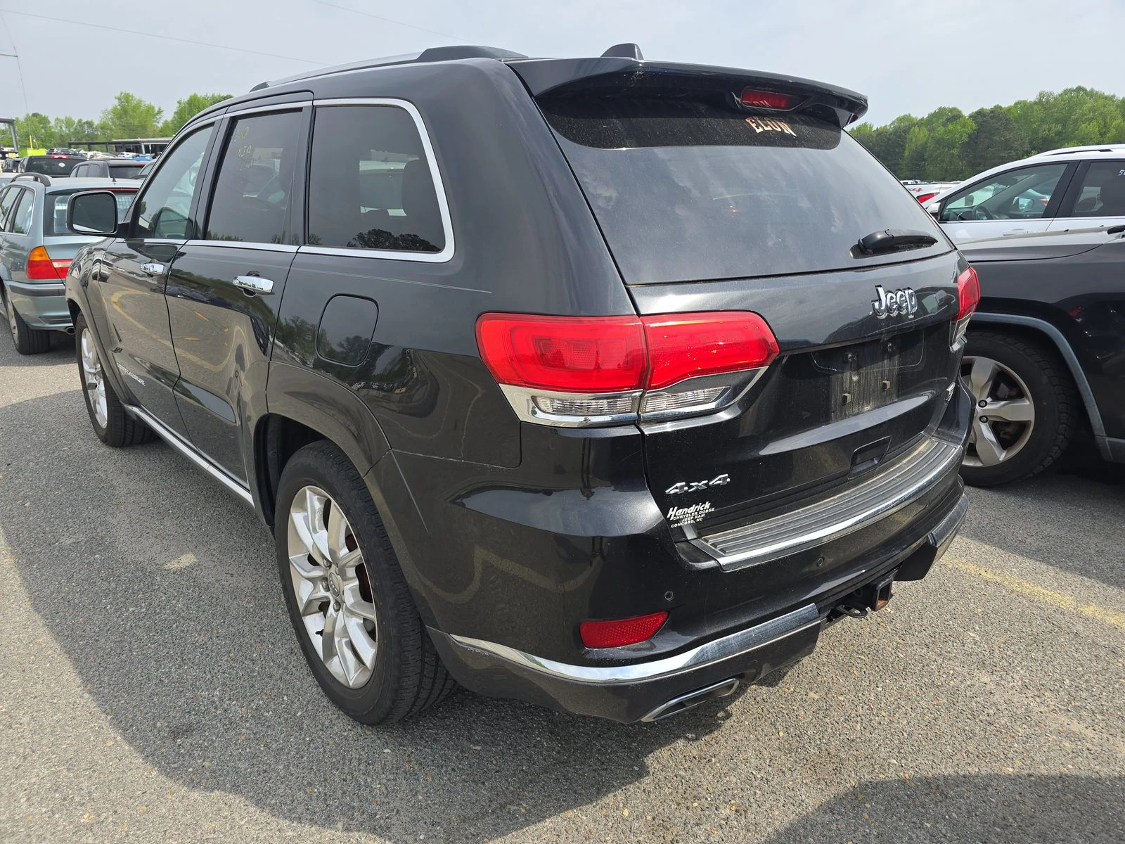 Jeep Grand cherokee SUMMIT 5.7 Обдух* 8ZF* Въздух* Дистроник* Пано*  - изображение 6