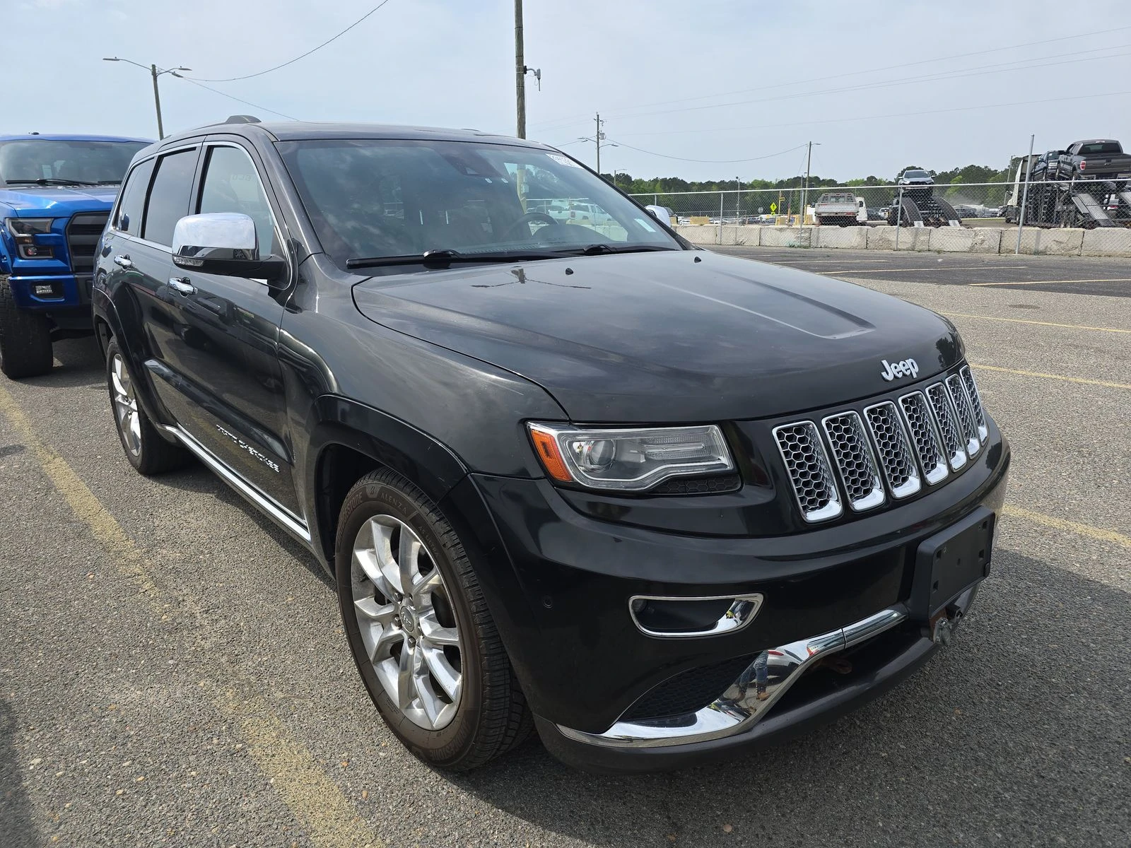 Jeep Grand cherokee SUMMIT 5.7 Обдух* 8ZF* Въздух* Дистроник* Пано*  - изображение 3
