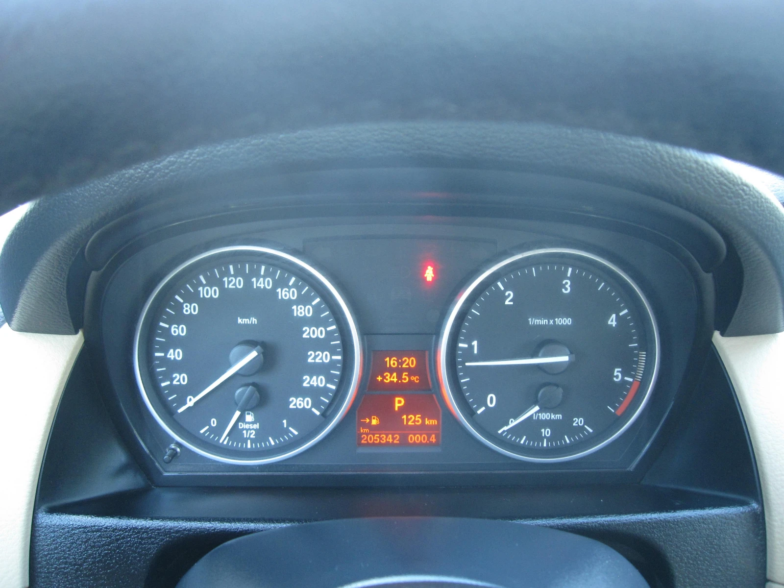 BMW X1 Автомат, 2, 0D, Кожа.NAVI - изображение 10