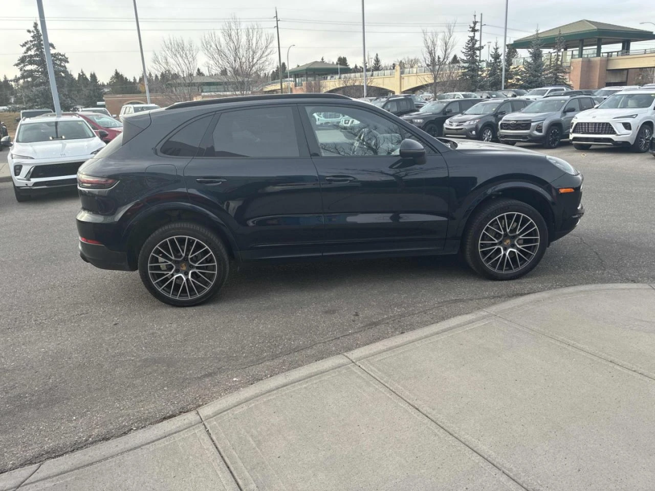 Porsche Cayenne S * Distronic* (CARFAX) | Mobile.bg   4