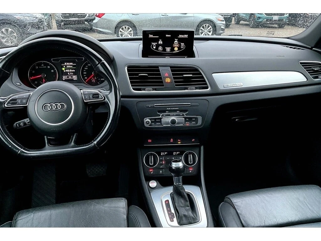 Audi Q3 * quattro * CARFAX *    | Mobile.bg   10