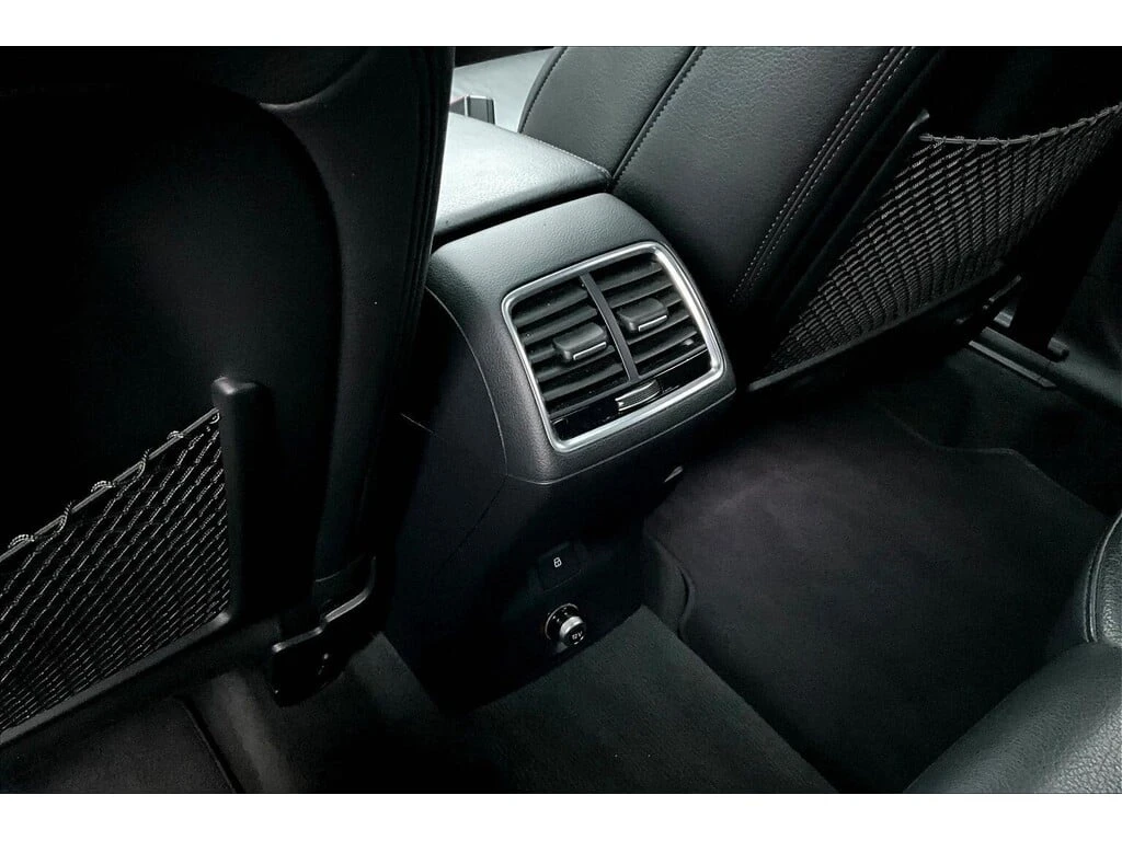 Audi Q3 * quattro * CARFAX *    | Mobile.bg   16