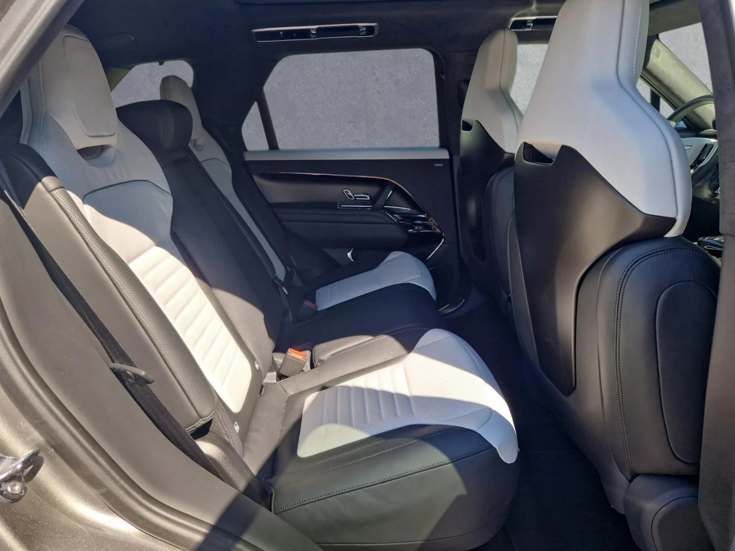 Land Rover Range Rover Sport P635 SV EDITION ONE/MERIDIAN/PANO/HEAD UP/360 - изображение 9