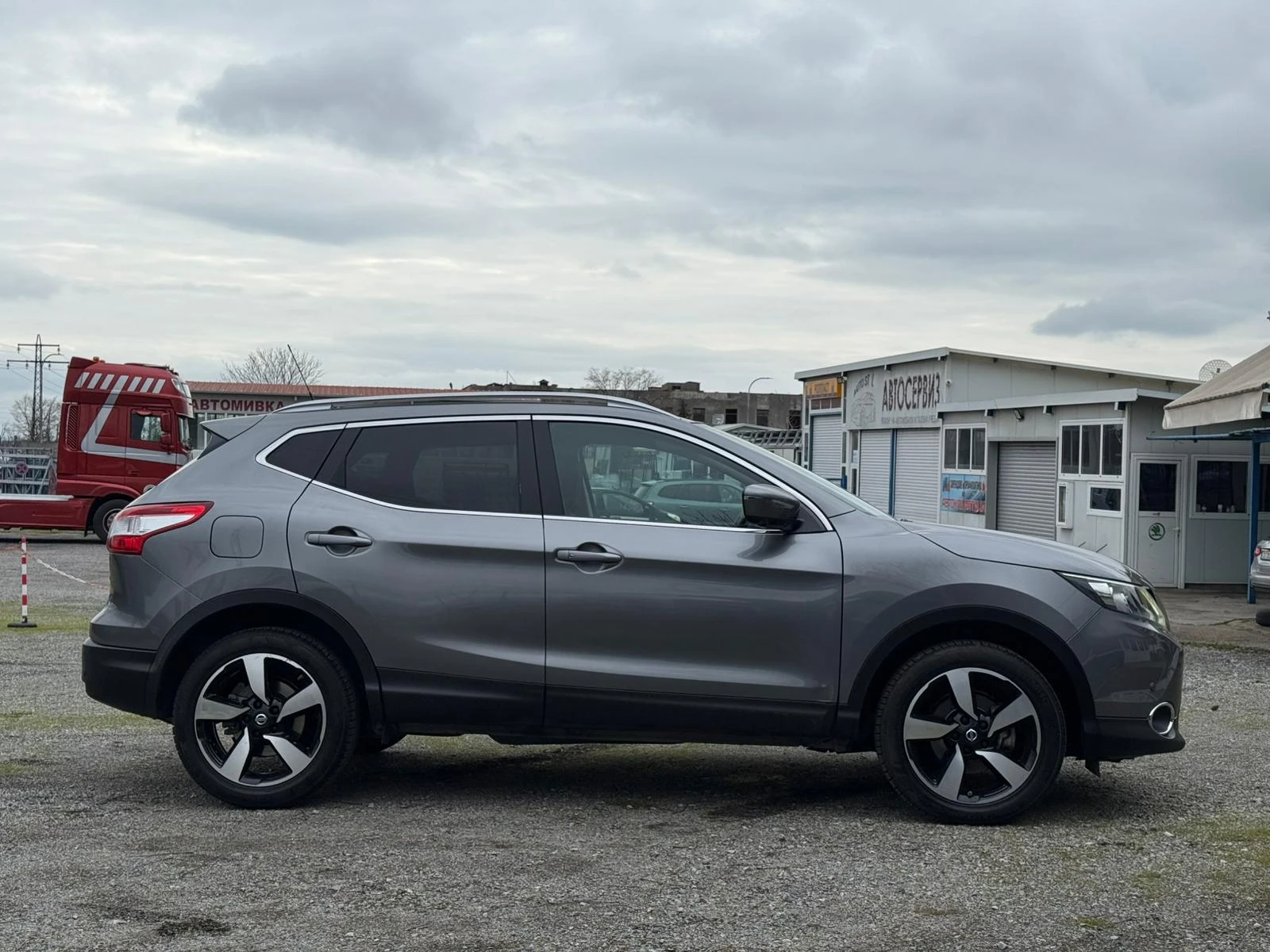 Nissan Qashqai 1, 5dCi ПАНОРАМА KEYLESS  НАВИ КАМЕРА 360'' - изображение 4