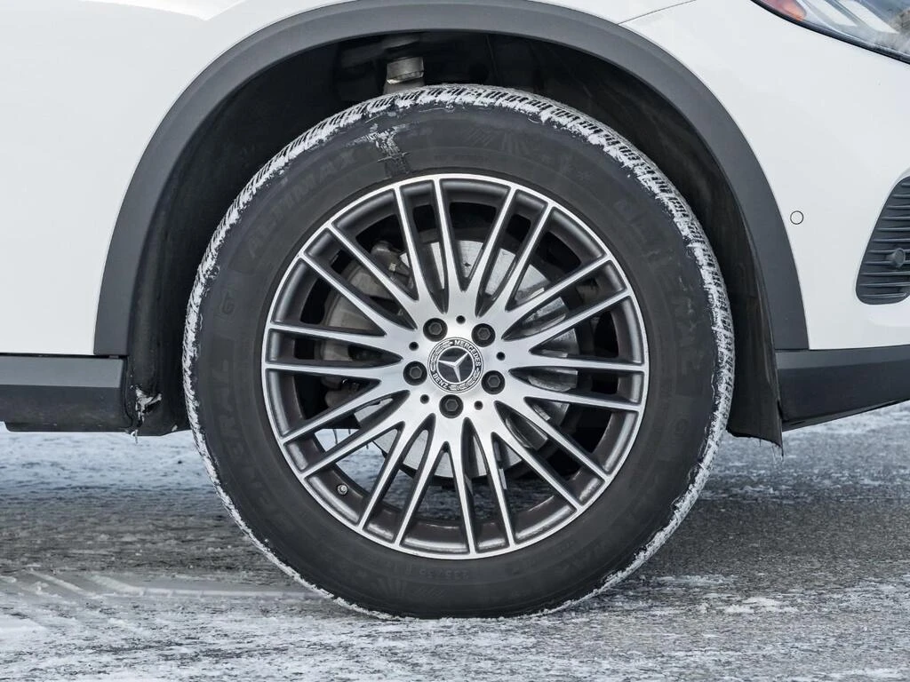 Mercedes-Benz GLC 300 FACE * BURMESTER* 4MATIC* Пано* Цена до БГ - изображение 5