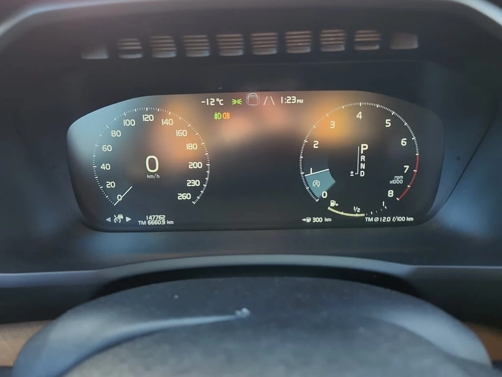 Volvo Xc90 T6 INSCRIPTION  CARFAX - изображение 9