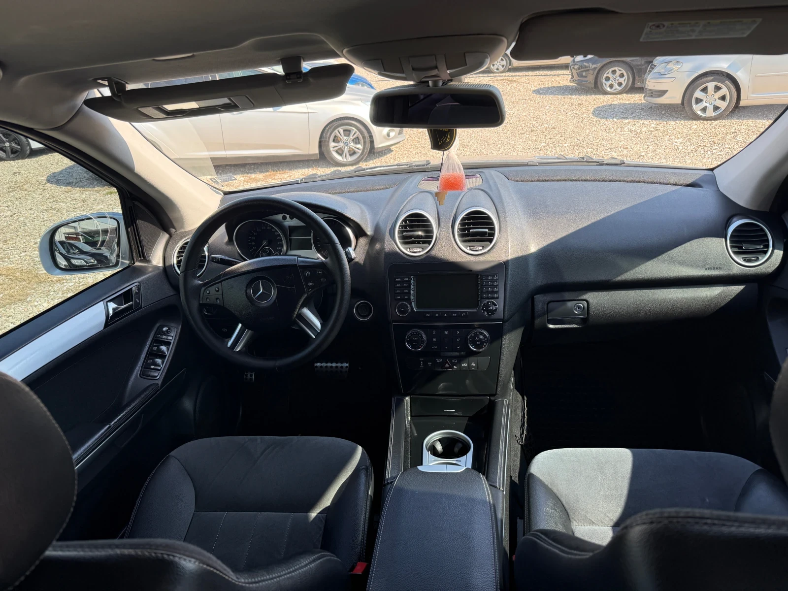 Mercedes-Benz ML 320 3.2 CDI, снимка 12 - Автомобили и джипове - 53746158