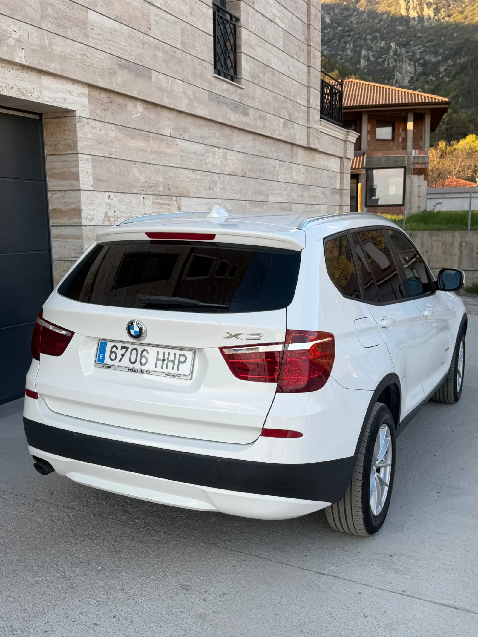 BMW X3 2.0 XDRIVE , снимка 4 - Автомобили и джипове - 54329343