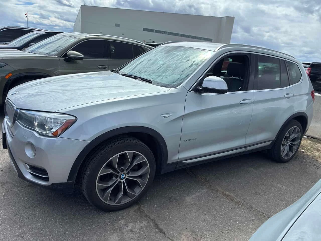 BMW X3 * xDrive28i * �������� * ����� * NAVI | Mobile.bg � ����������� 2