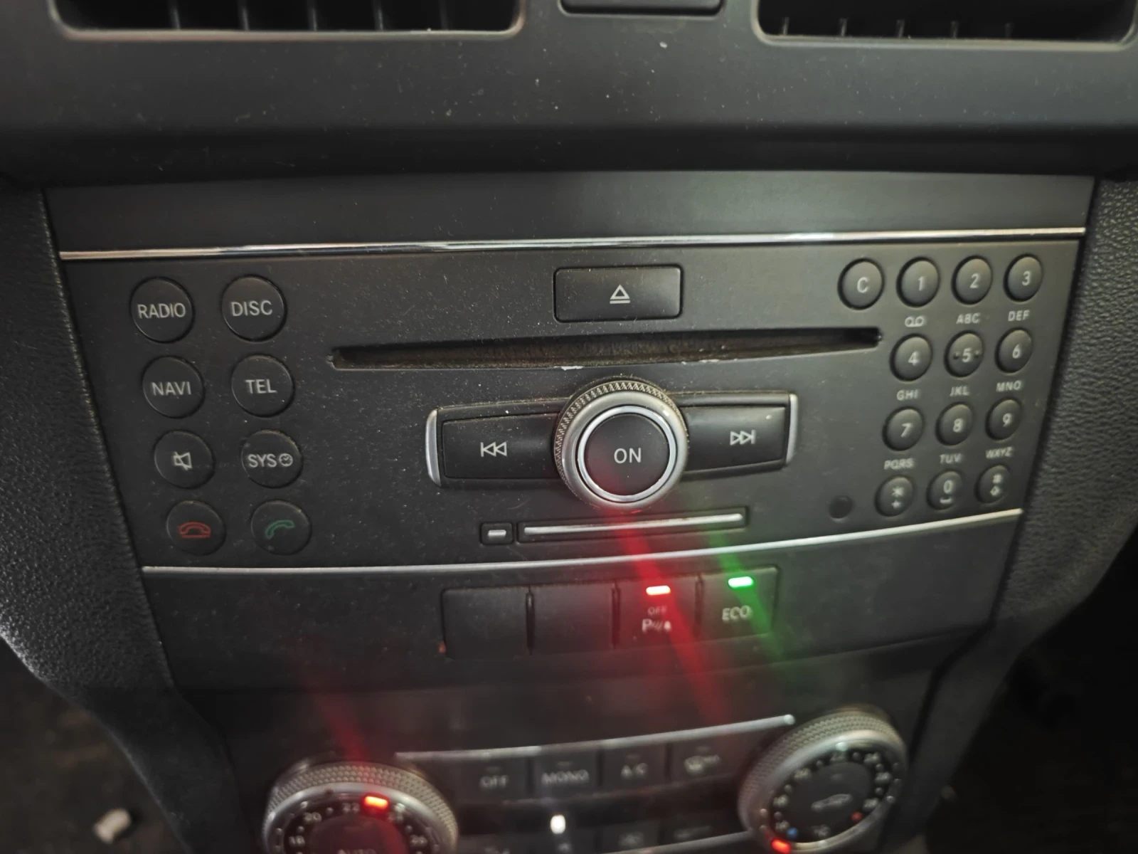 Mercedes-Benz GLK 220cdi 4x4 Автомат Навигация, снимка 7 - Автомобили и джипове - 54481482