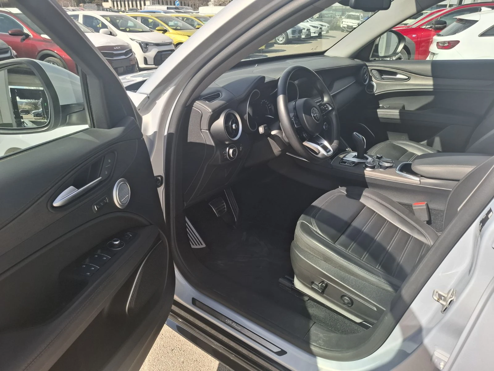 Alfa Romeo Stelvio 2.0 Petrol Ti Гаранция, снимка 9 - Автомобили и джипове - 54680687