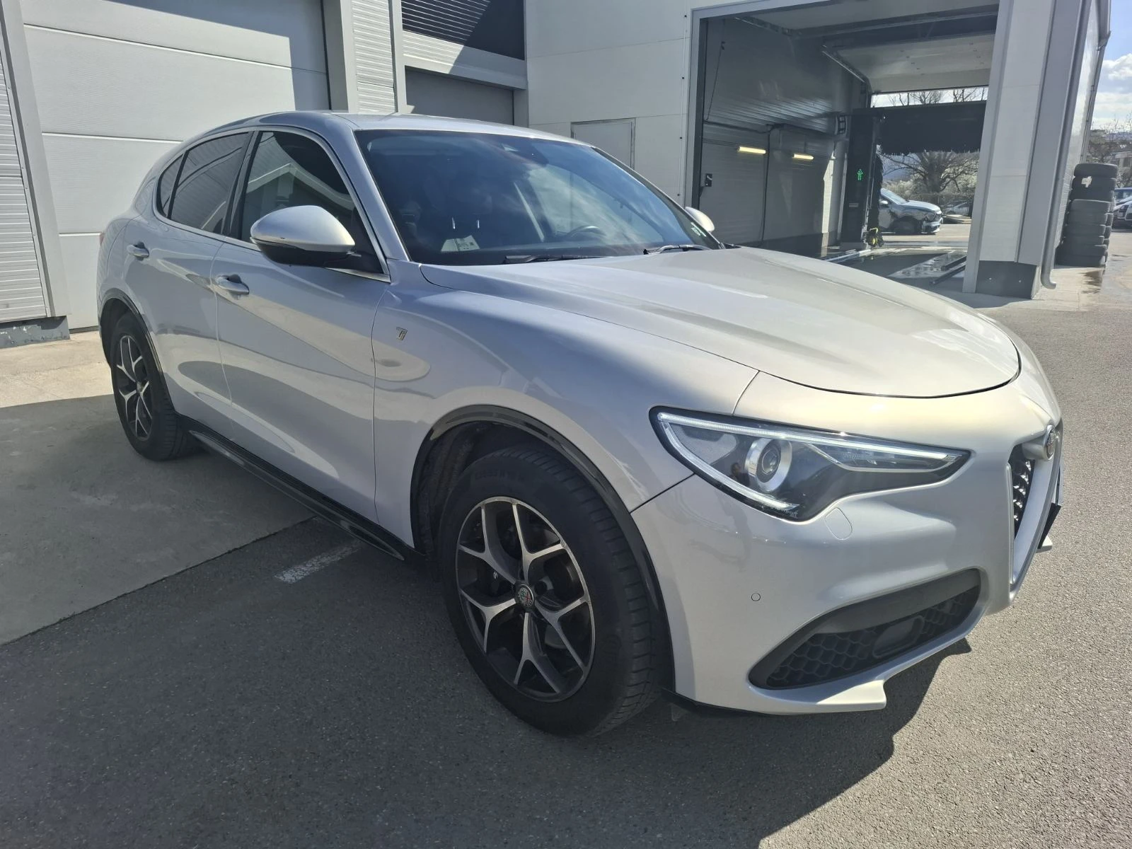 Alfa Romeo Stelvio 2.0 Petrol Ti Гаранция, снимка 3 - Автомобили и джипове - 54680687