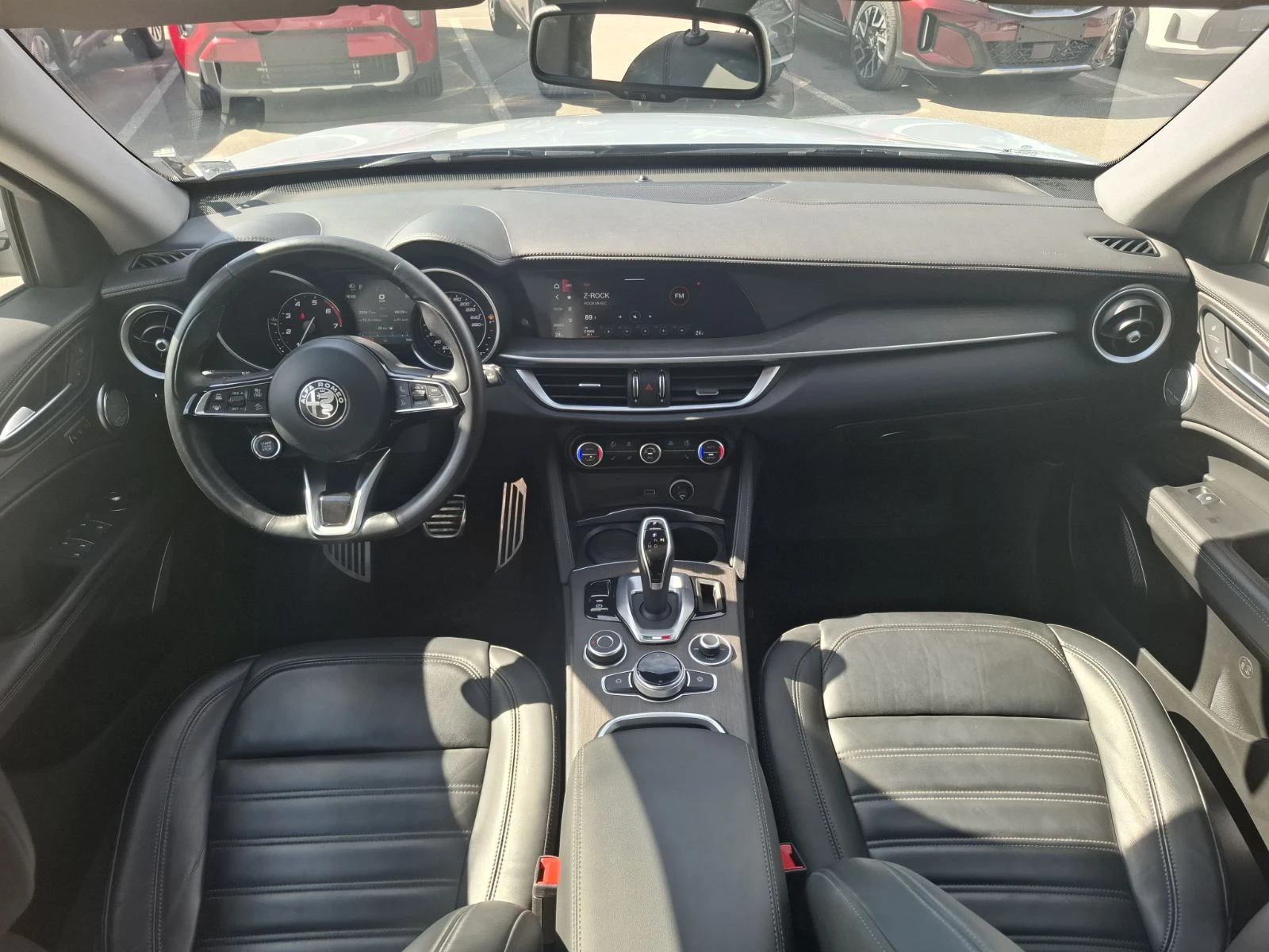 Alfa Romeo Stelvio 2.0 Petrol Ti Гаранция, снимка 8 - Автомобили и джипове - 54680687